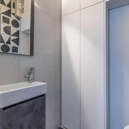 Light Apartment